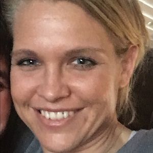 Meet your Posher, Carrie